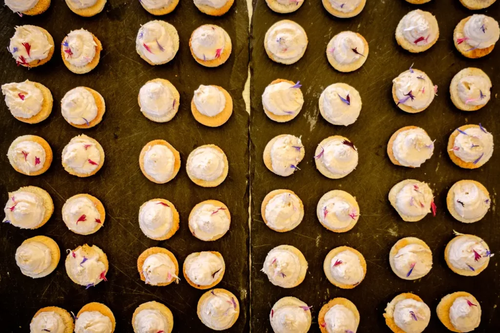 Finger food for poolside aperitifs